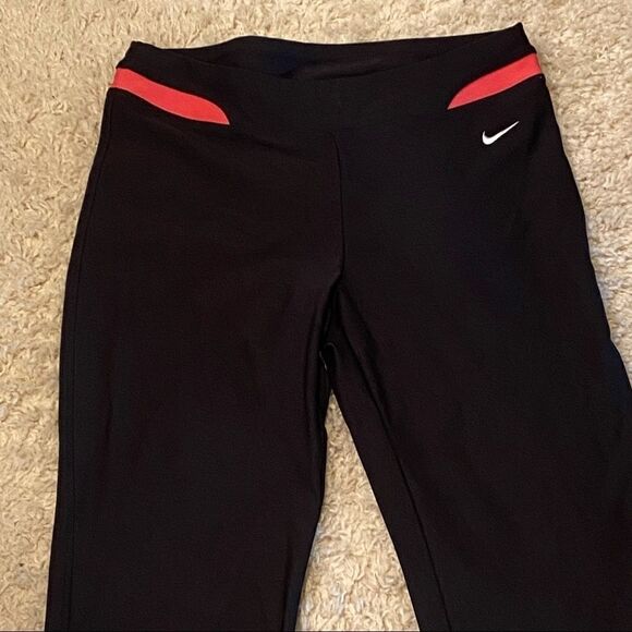 Nike Dri Fit Workout Capris Sz X Small Black/Pink - Picture 3 of 11